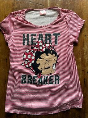 Betty Boop Heartbreaker Tee Red Stripe L | Y2K Graphic Baby Tee Shoulder Button